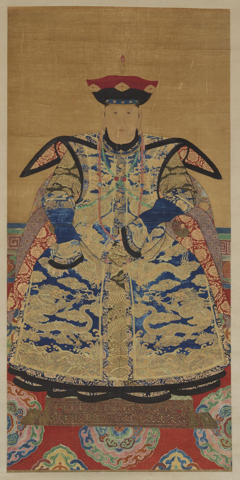 历代帝王贵妃大臣朝服像（多尔衮福晋）预览图